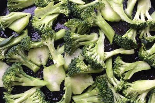 香煎培根金针菇卷的做法图解11