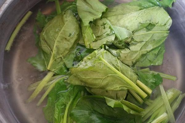 陈醋菠菜花生米的做法图解4