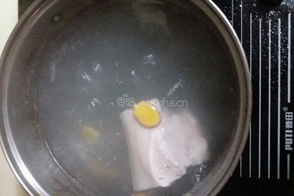 家常蒜泥白肉的做法图解1