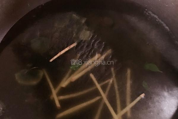 枸杞叶猪肝汤的做法图解7