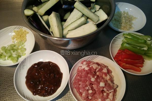 肉末烧茄子的做法图解2