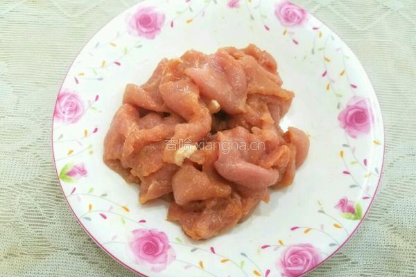 菠萝炒肉的做法图解3