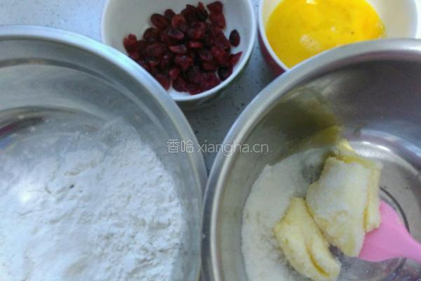 蔓越莓饼干的做法图解1