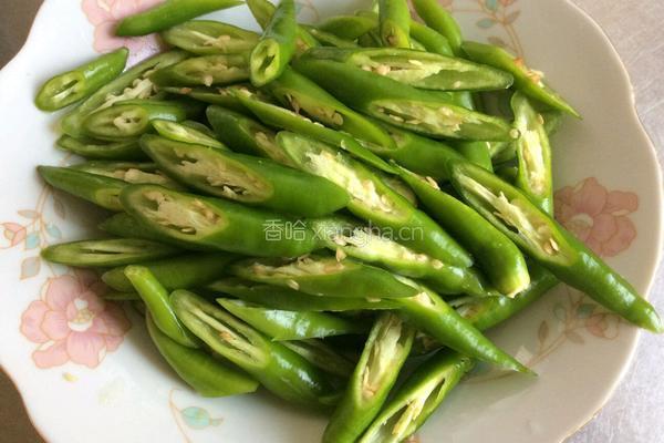 尖椒牛柳的做法图解3