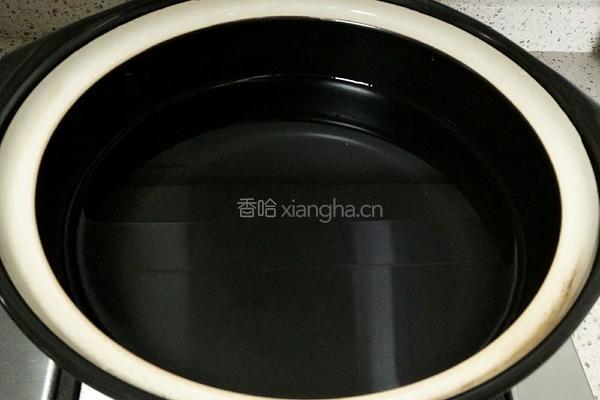 香蕉粥的做法图解1