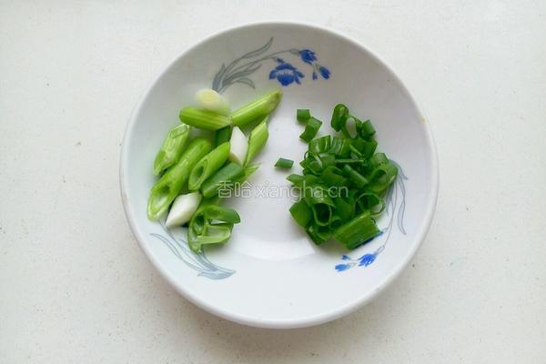 西红柿疙瘩汤的做法图解3