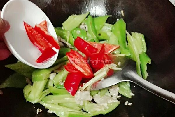 青椒炒腐竹的做法图解10