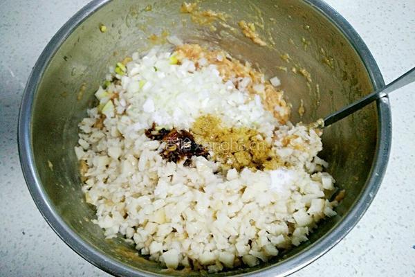 莲藕馅水饺的做法图解8