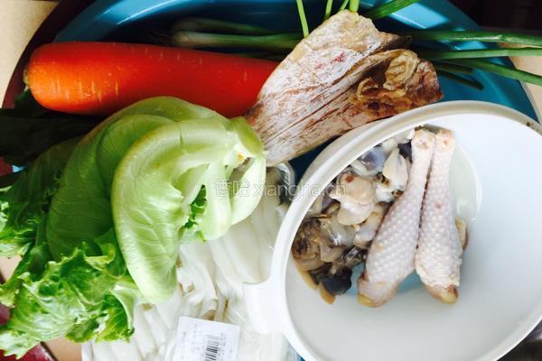鸡肉炒米粉的做法图解1