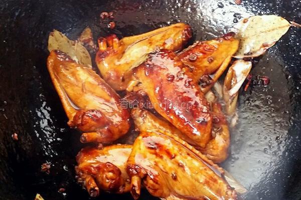 红烧鸡翅炖土豆的做法图解10