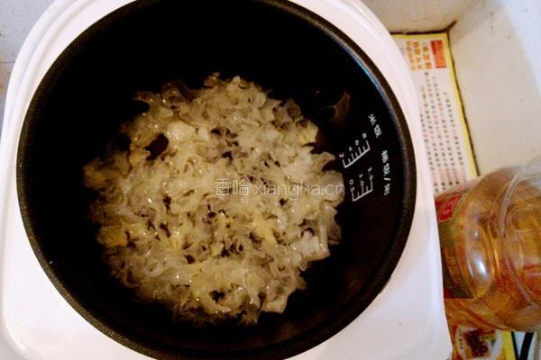 银耳鹌鹑蛋糖水的做法图解8