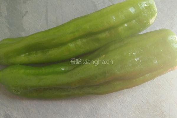 青椒炒菇的做法图解2