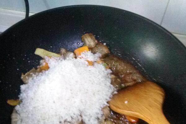 五花肉南瓜饭的做法图解6