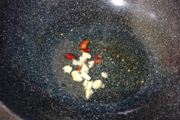 小炒圆白菜的做法图解4