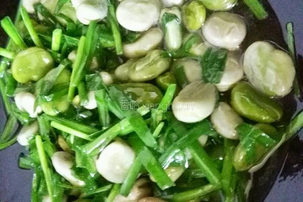 蚕豆炒韭菜的做法图解9