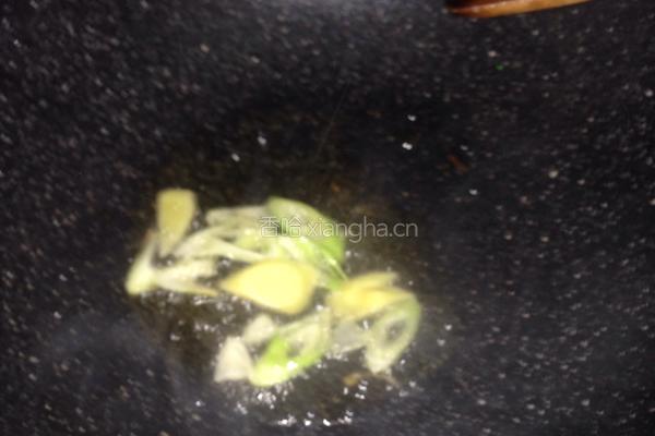 白菜猪肉炖粉条的做法图解5