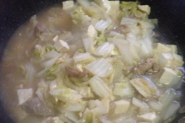 白菜猪肉炖粉条的做法图解11