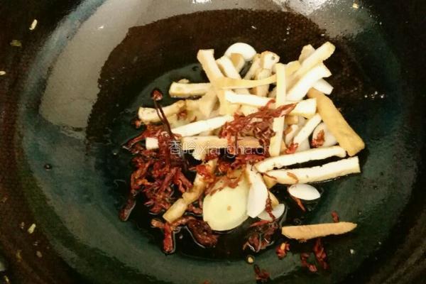 茄子炒豆角的做法图解4