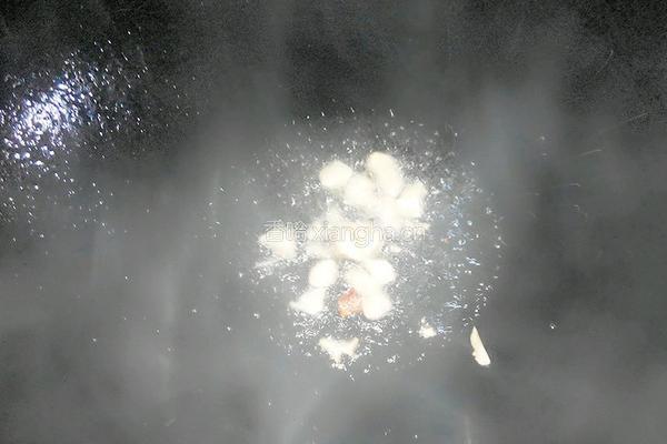 葱爆花蛤的做法图解3