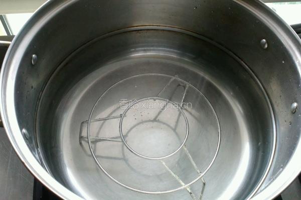 止咳圣品密炼枇杷膏的做法图解6