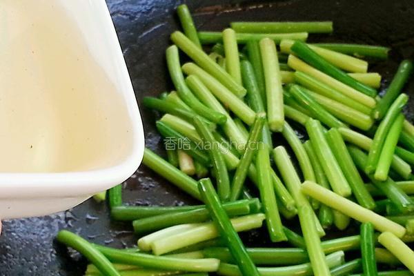 蒜薹炒鸡蛋的做法图解10