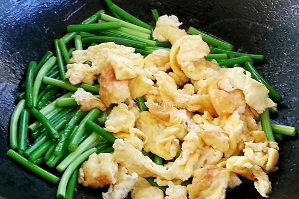 蒜薹炒鸡蛋的做法图解12