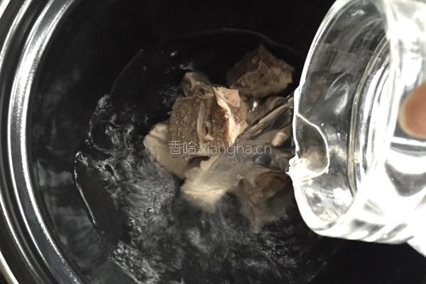 清炖排骨的做法图解5