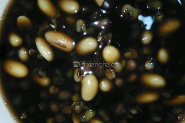 四豆豆浆的做法图解1