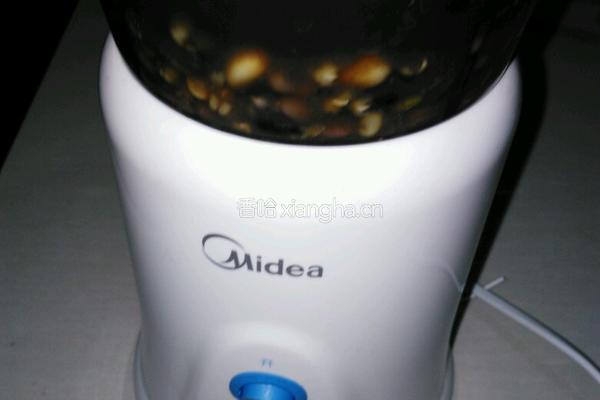 四豆豆浆的做法图解2