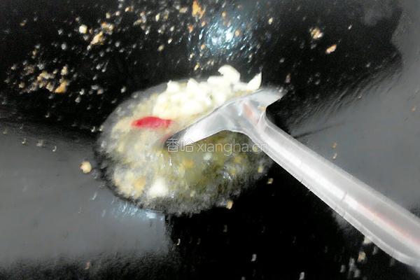 西芹炒虾仁的做法图解8