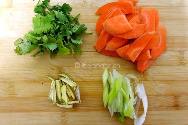 黑木耳炒鸡蛋的做法图解3