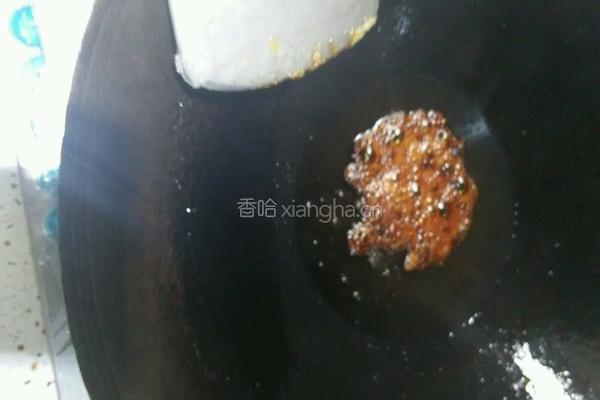 红烧五花肉土豆墨鱼仔的做法图解2