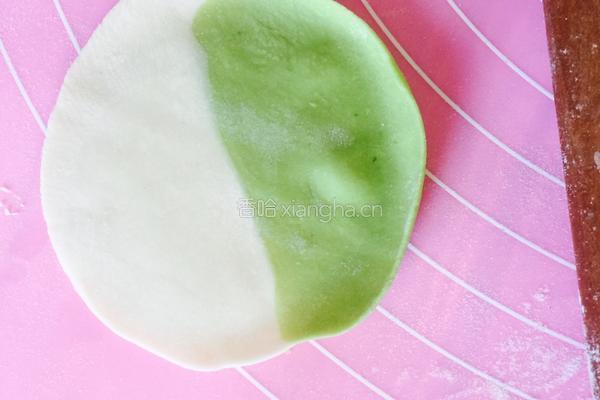 木耳香菇饺子的做法图解9