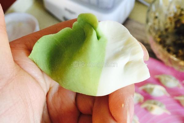 木耳香菇饺子的做法图解11