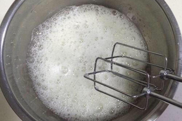 红丝绒戚风杯子蛋糕的做法图解10
