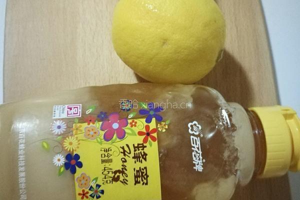蜂蜜柠檬茶的做法图解1
