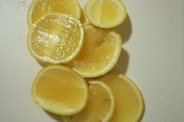 蜂蜜柠檬茶的做法图解3