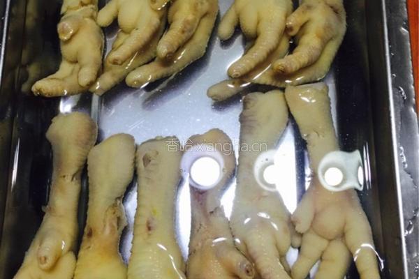 自制泡椒凤爪的做法图解3