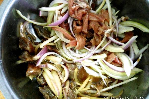 牛肉炒饭的做法图解4