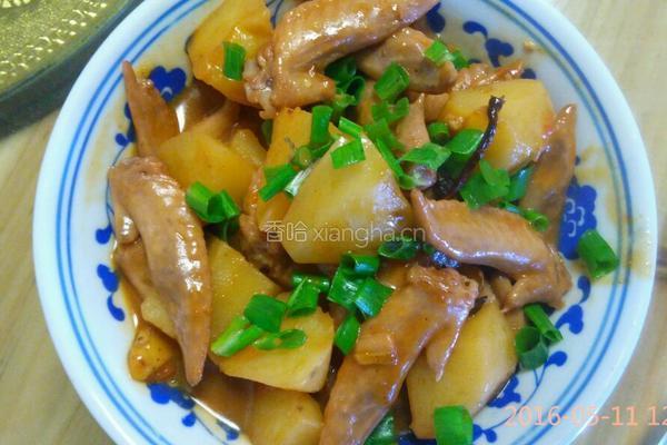 番茄鸡翅炖土豆的做法图解6
