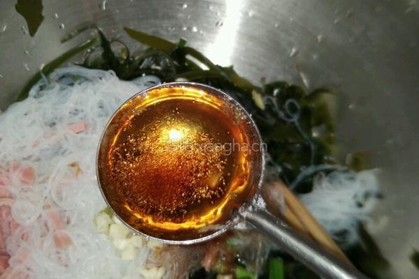 凉拌米粉海带丝的做法图解4