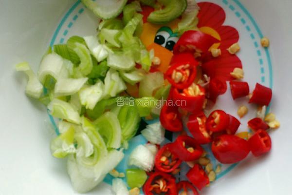 韭菜炒豆芽的做法图解3