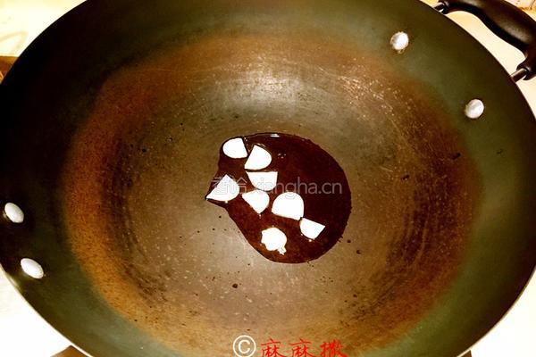 腊肠丁炒四季豆的做法图解6