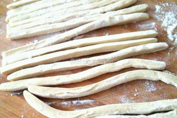 炒（煮）猫耳朵的做法图解4