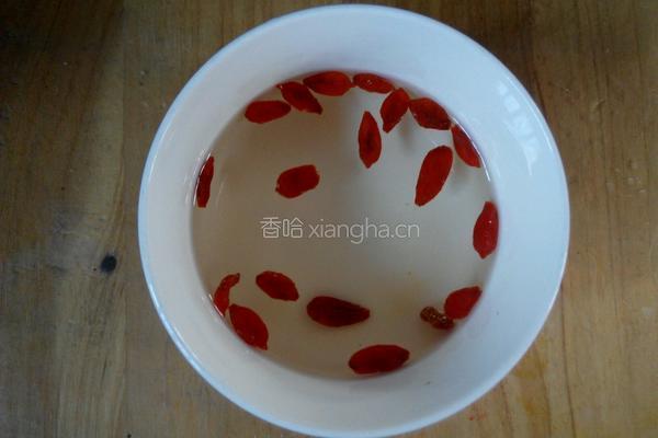 小米粥的做法图解2