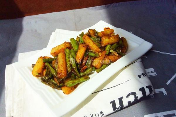 土豆烧豆角的做法图解7