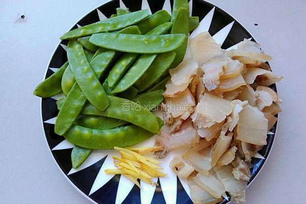 青扁豆炒腊肉的做法图解4