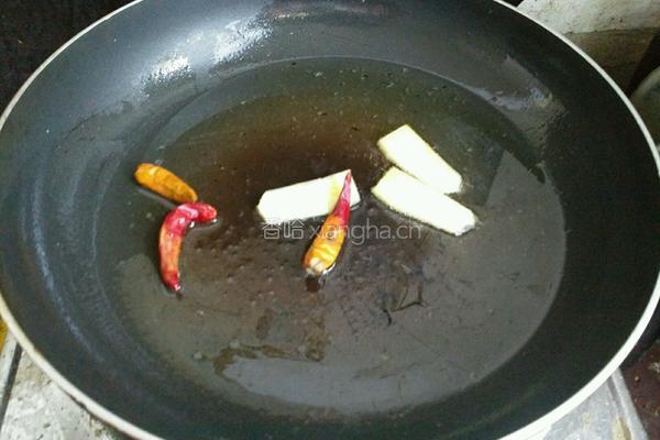 菠萝炒牛肉的做法图解4