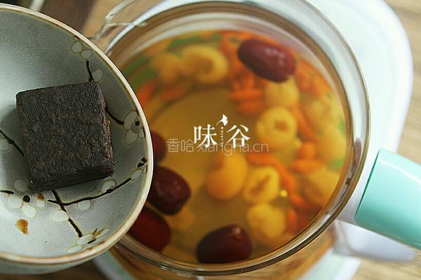 红枣桂圆枸杞红糖水的做法图解5