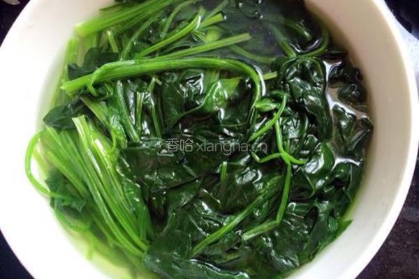 陈醋菠菜花生米的做法图解2